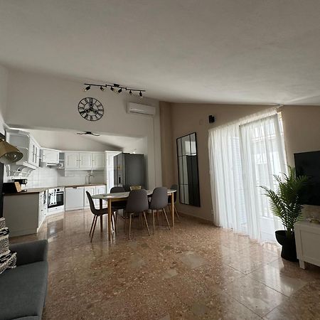 Hotel Buenavista Beach House Trogir Mastrinka Экстерьер фото