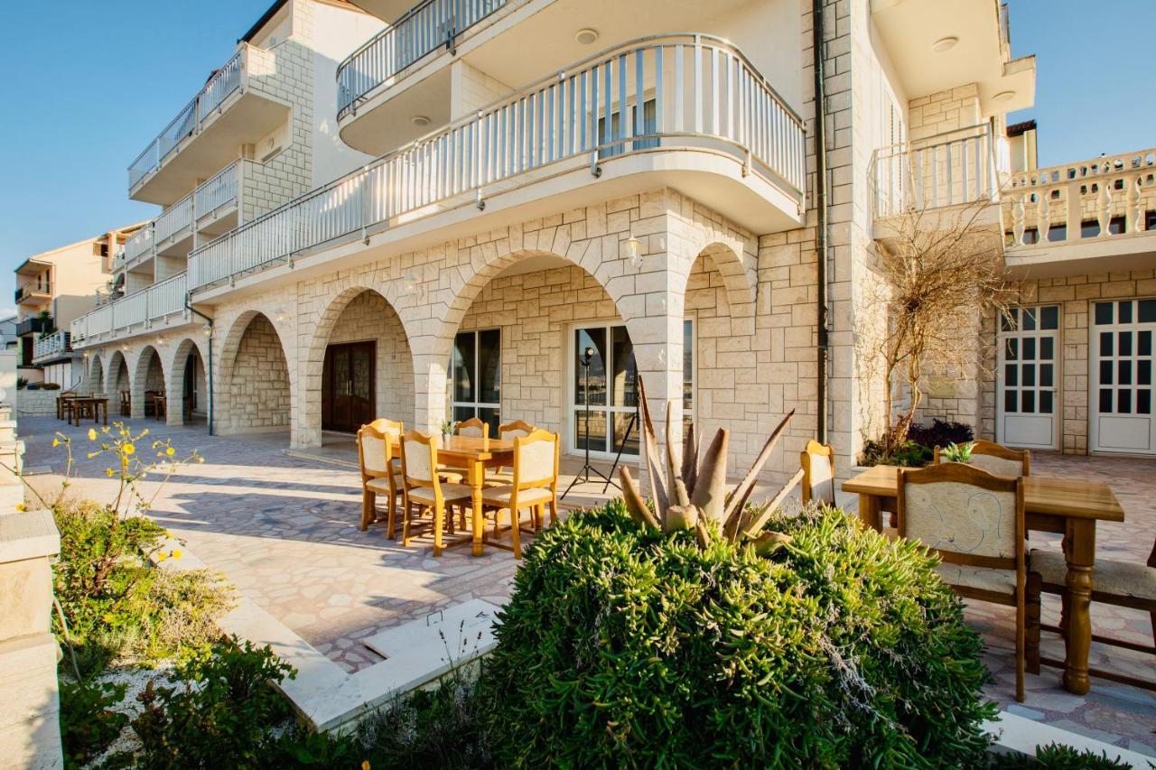 Hotel Buenavista Beach House Trogir Mastrinka Экстерьер фото