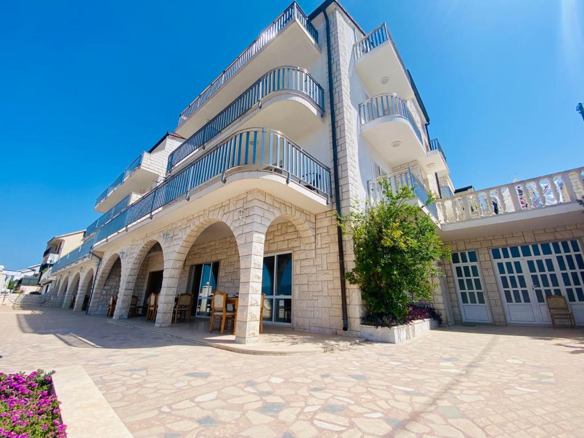 Hotel Buenavista Beach House Trogir Mastrinka Экстерьер фото
