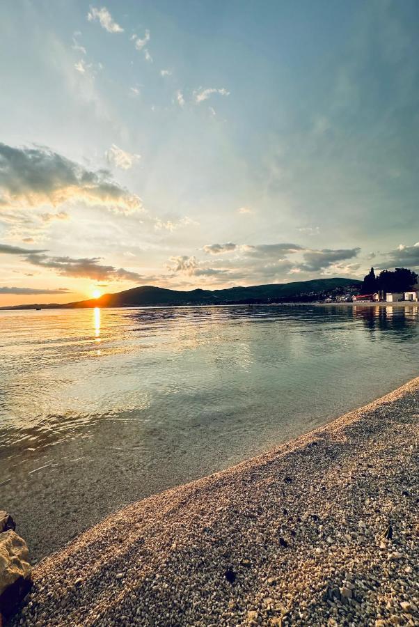Hotel Buenavista Beach House Trogir Mastrinka Экстерьер фото